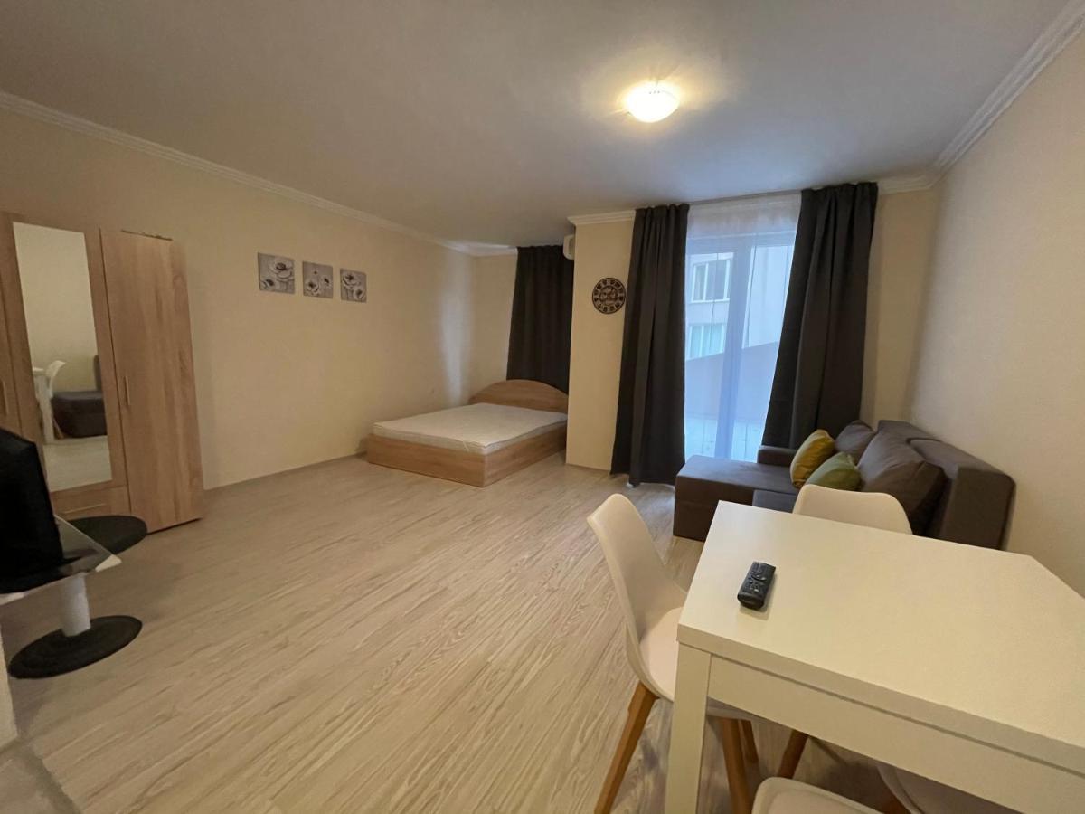 Apartments In Vip Classic Солнечный берег Экстерьер фото